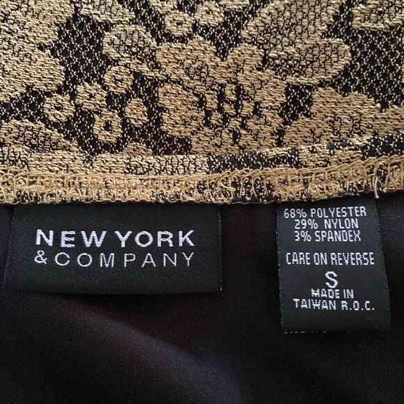 New York & Company floral lace overlay mini skirt size S - Picture 6 of 8